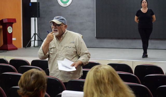 Etimesgut Emekli Tiyatrosu yeni sezon seçmeleri