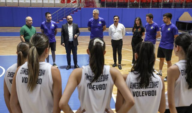 Etimesgut Voleybol A Takımı yeni sezona hazır