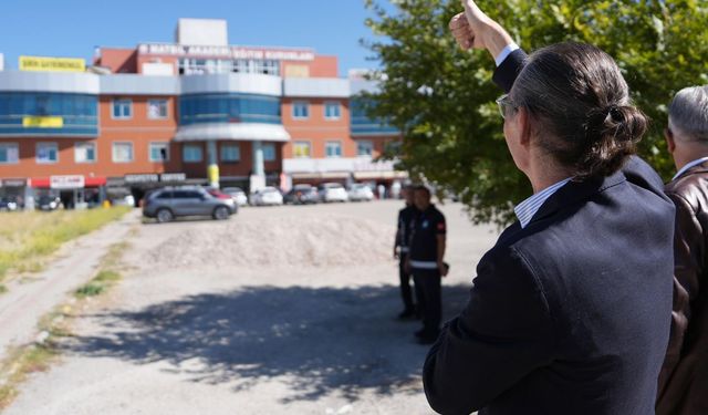 Etimesgut’ta altyapı ve çevre çalışmaları sürüyor