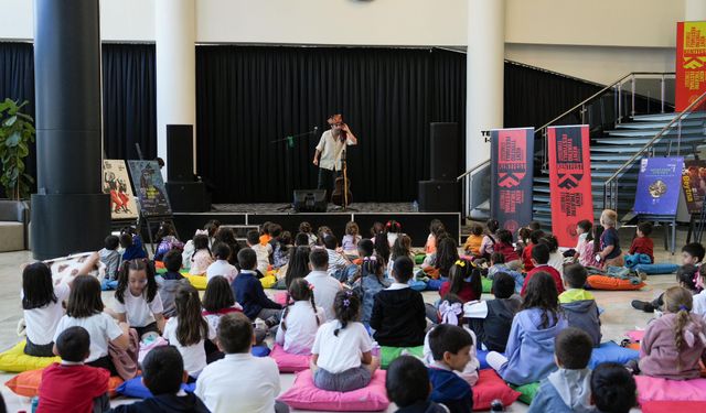 Etimesgut’ta çocuklara özel tiyatro oyunu