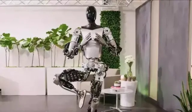 Tesla’nın insansı robotu Optimus Kung Fu öğrendi!