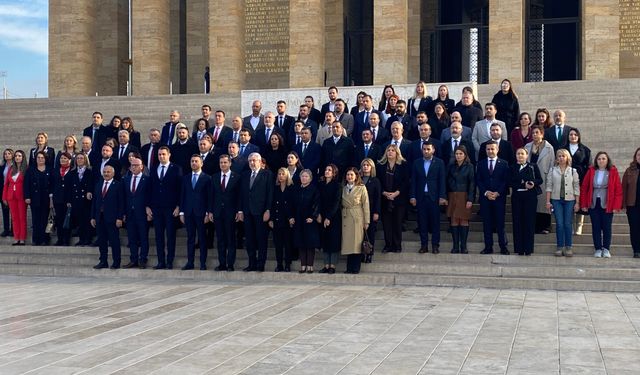 CHP heyetinden 39. Kurultay öncesi Anıtkabir ziyareti