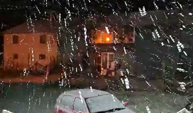 Bolu güne karla uyandı