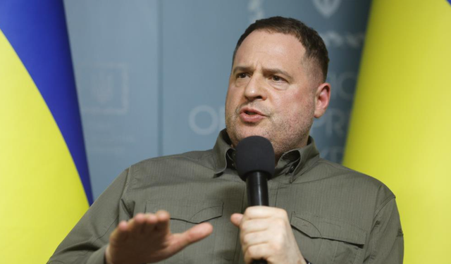 Ukrayna lideri Zelenskiy’e yakın isime soruşturma!