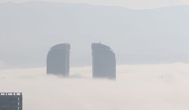 Çankaya’nın yüksek kesimleri sise teslim oldu