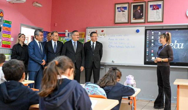 Başkan Tiryaki’den Aydınlıkevler İlkokulu’na anlamlı ziyaret