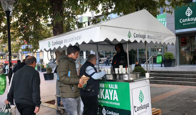 Ankara’da sabahları çorba ikramıyla ısınıyor