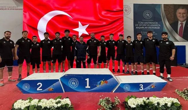 Erzincan İl Özel İdaresi Spor Kulübü yarı finalde