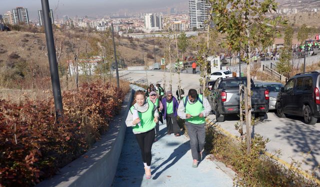 Bademlidere Parkı’nda nefes kesen oryantiring yarışı