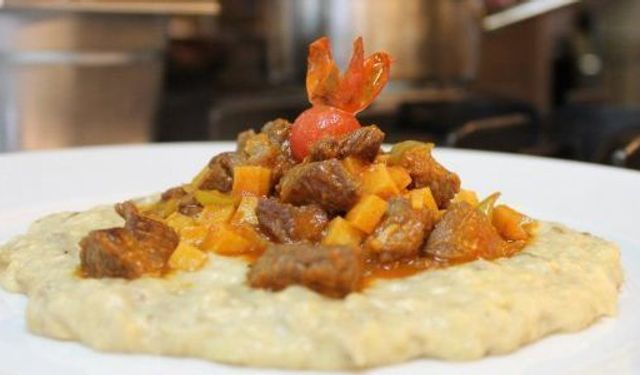 Kabak Beğendili Tas Kebabı nasıl yapılır?