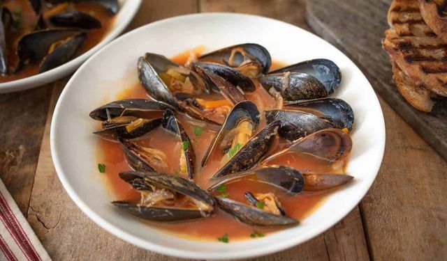 Midye zehirler mi? Yanında ne yersen risk artar