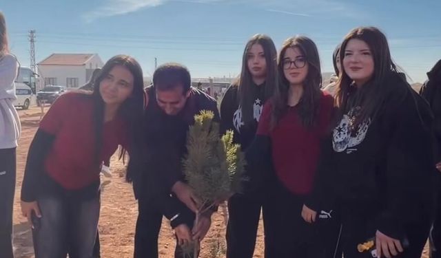 Sincan’da öğrenciler fidan dikerek geleceğe nefes oldu