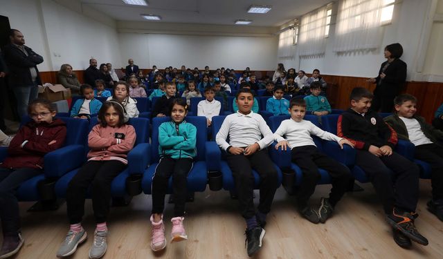 Yenimahalle’de öğrencilere diş sağlığı eğitimi verildi