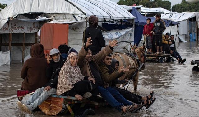 Gazze’yi vuran Byron Fırtınasında 12 kişi hayatını kaybetti