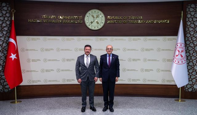 Maliye Bakanı Şimşek, şoför esnafının taleplerini dinledi