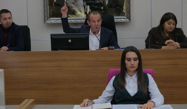 Tanju Özcan’dan Faruk Özlü’ye: O giderken biz dönüyorduk!