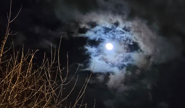 Kayseri’de gökyüzünde ‘Lunar Corona’ görüntülendi