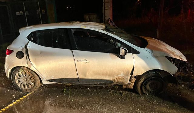 Sakarya’da takla atan araçta sürücü yaralandı