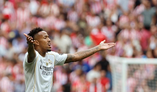 Real Madrid’de Eder Militao şoku