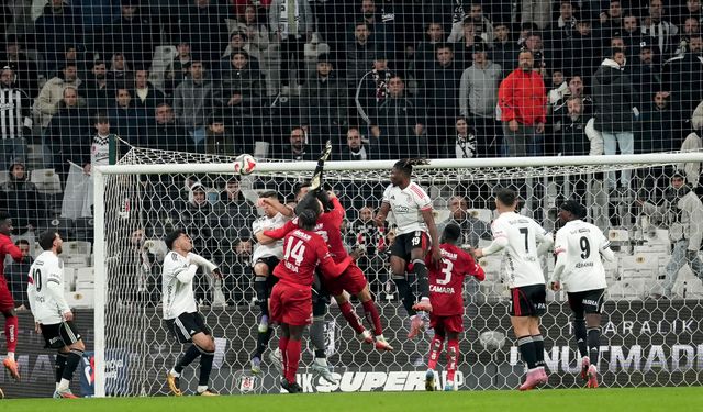 Beşiktaş’ın iç saha kabusu sürüyor