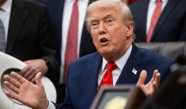 Trump’tan Epstein dosyasındaki fotoğraflara ilk yorum