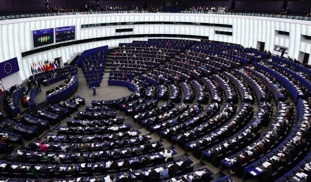 Danimarkalı siyasetçiden ABD Başkanı Trump'a: Defolun gidin!