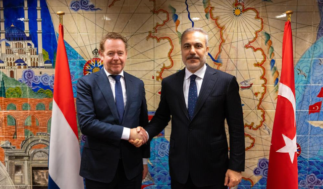 Fidan, Brüksel’de Hollanda Dışişleri Bakanı Weel ile görüştü