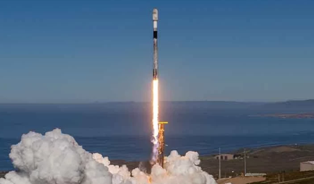 Türkiye uzayda tarih yazdı: Milli araç yörüngeyi değiştirdi