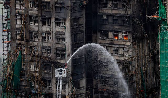 Hong Kong’daki gökdelen yangınında ölü sayısı 151’e ulaştı