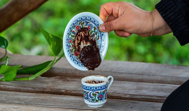 Kahve falında ay sembolü ne anlama gelir?
