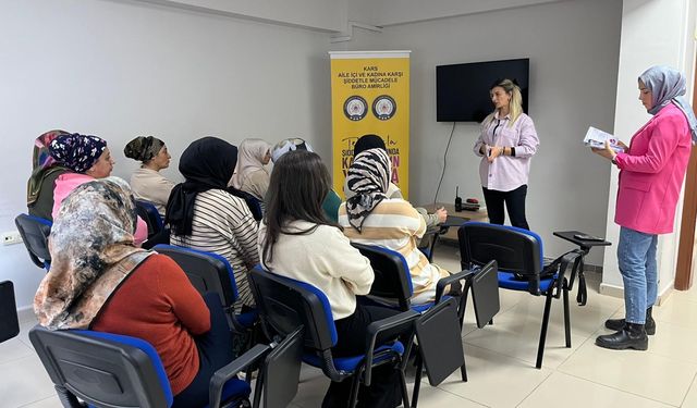 Kars’ta kadınlara KADES tanıtımı yapıldı
