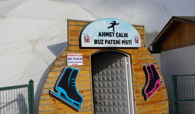 Keçiören’de buz pateni pistine yoğun ilgi