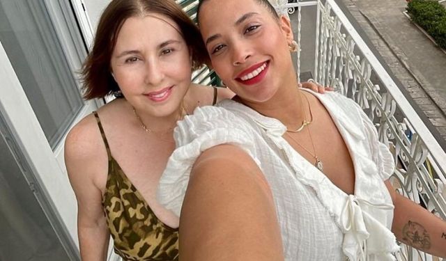 Nilüfer’in kızı Ayşe Nazlı Yumlu nişanlandı