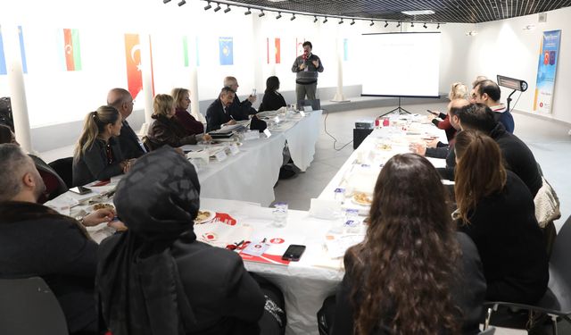 Keçiören Belediyesi’nden sivil topluma proje eğitimi