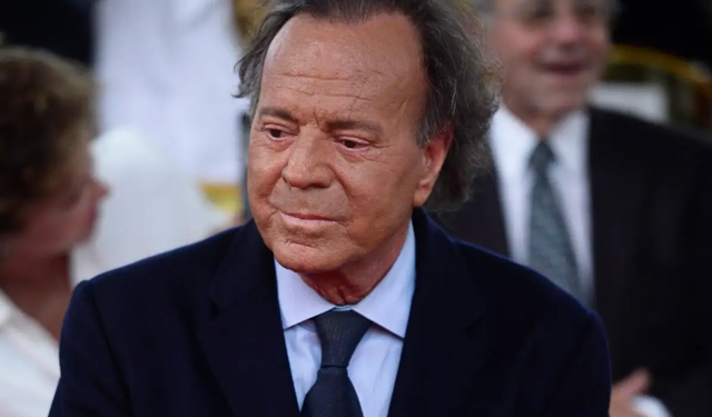 Şarkıcı Julio Iglesias'a istismar suçlaması