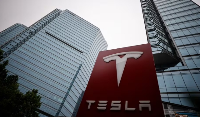 Musk evreninde birleşme mi geliyor? SpaceX–Tesla–xAI iddiası