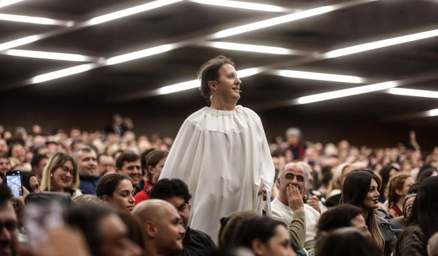 Bir Baba Hamlet Yenimahalle’de sahnelendi
