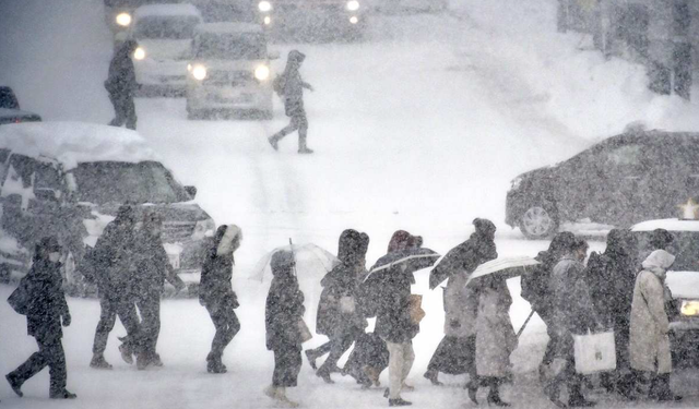 Japonya’da yoğun kar felaketi: Can kaybı 46’ya yükseldi