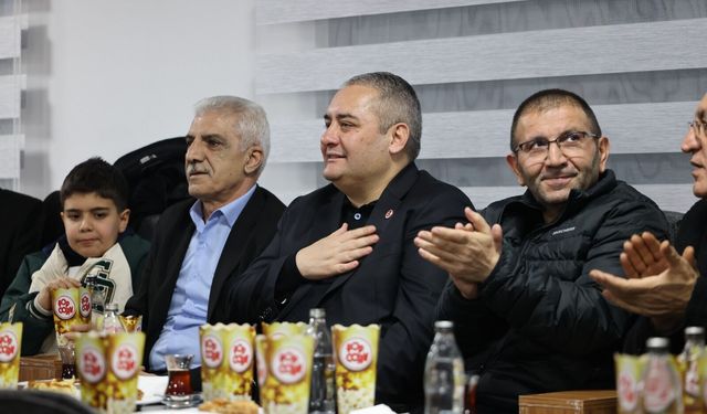 Keçiören Âşıklar Kıraathanesi’nde âşık atışması