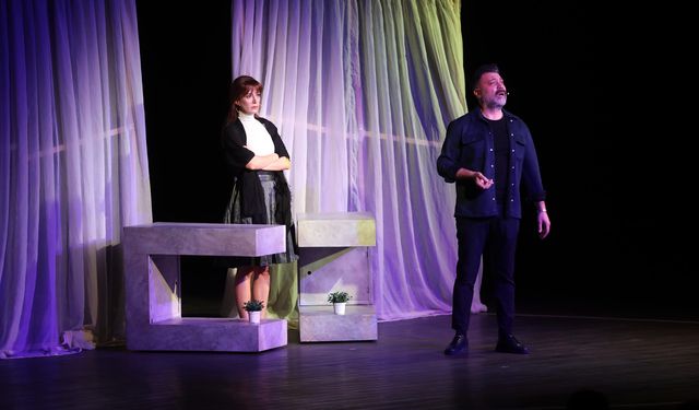 Yenimahalle’de “Leyla ile Mecnun Değil” sahnelendi