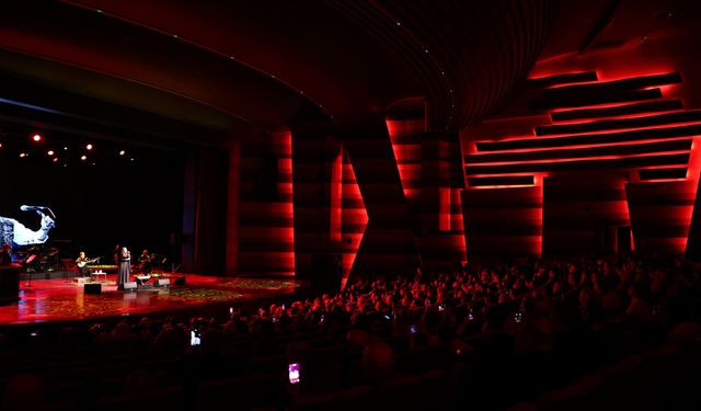 Edip Akbayram, vefatının birinci yılında türküleriyle anıldı