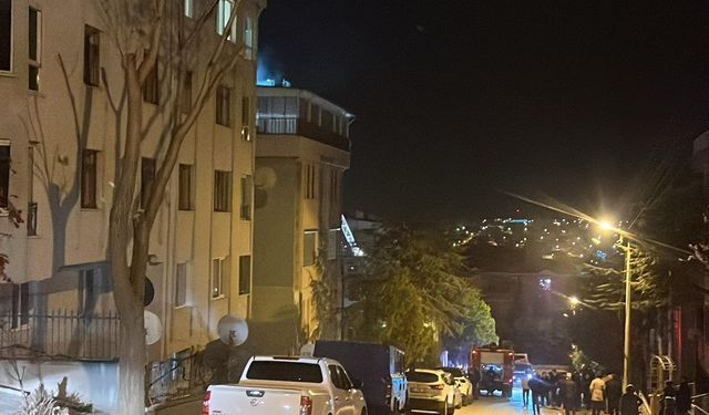 Polatlı’da gece yarısı çatı yangını paniği