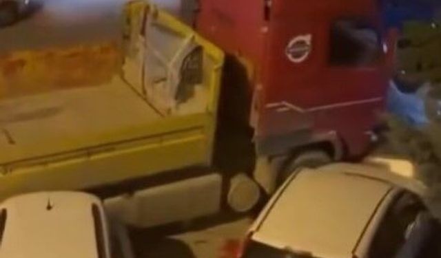 Ankara Pursaklar’da tır 9 araca çarptı