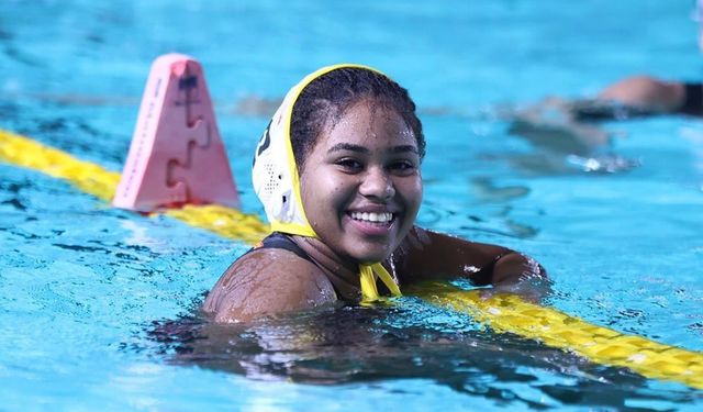 Sutopunun genç yıldızı Selin Yüksel başarıya kulaç atıyor