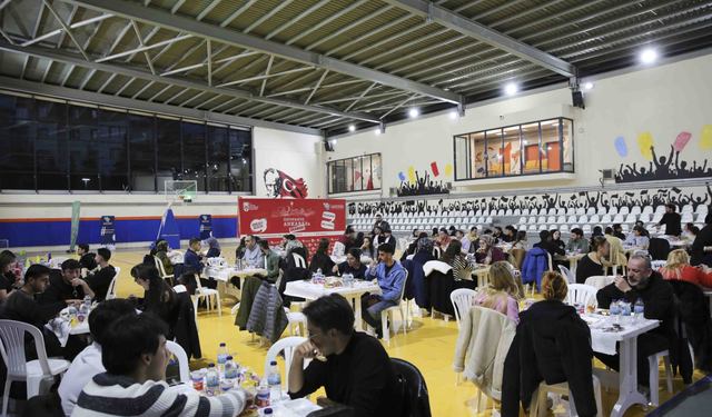 ABB’den gençlere 90’lar sokak oyunlarıyla iftar etkinliği