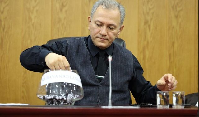 Mamak’ta 90 işçi alımı için kura çekimi yapıldı