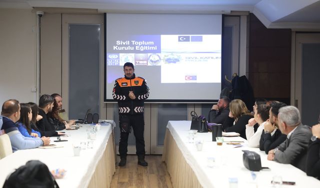 Mamak’ta MAKUT ekibine kapsayıcı afet eğitimi