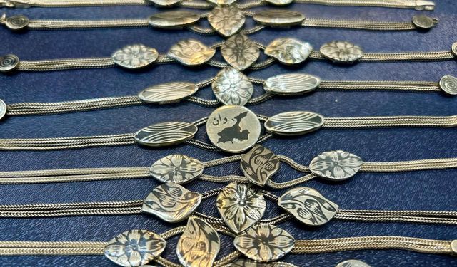 Van’ın kadim savat sanatı geleceğe taşınıyor