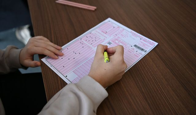 Mamak’ta Uyanık Kütüphane’de üniversite sınavı provası
