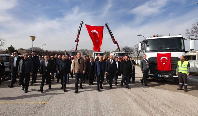 Yenimahalle Belediyesi filosuna 83 yeni araç